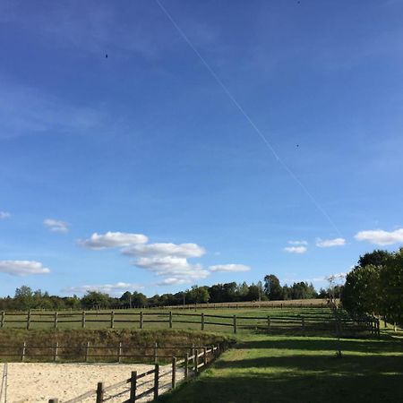 Etang Fleuri Bed & Breakfast Cahagnes Exterior foto